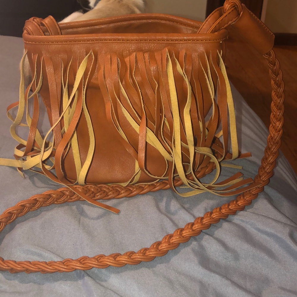 Brown crossover fringe purse 👜